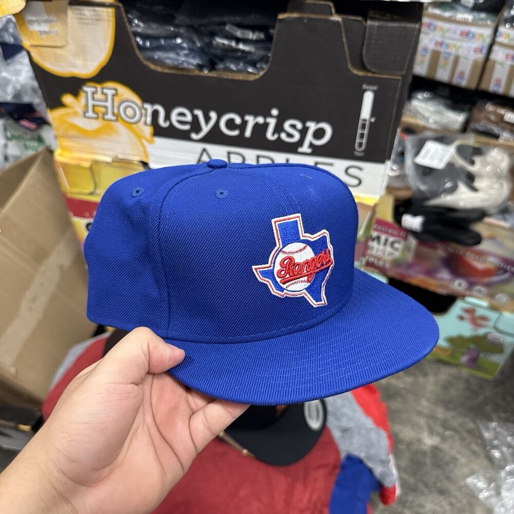 Texas Rangers New Era 59FIFTY Fitted Hat Size 7 7/8 Royal Blue MLB